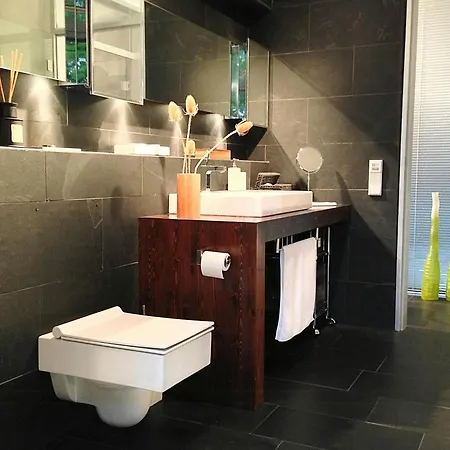 Glass Loft With Endless Water View * Buchholz Aller