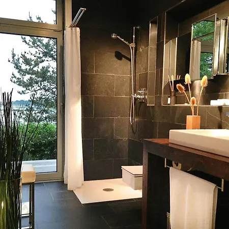 Glass Loft With Endless Water View Buchholz Aller